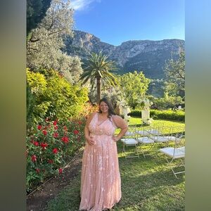 Pink Sleeveless V-Neck Embellished Tulle Gown